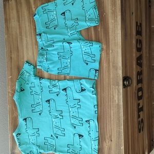 Carter's - size 24 months - PJ's